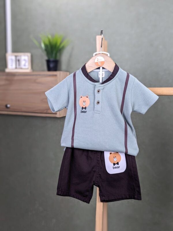 Polo shirt and pants set