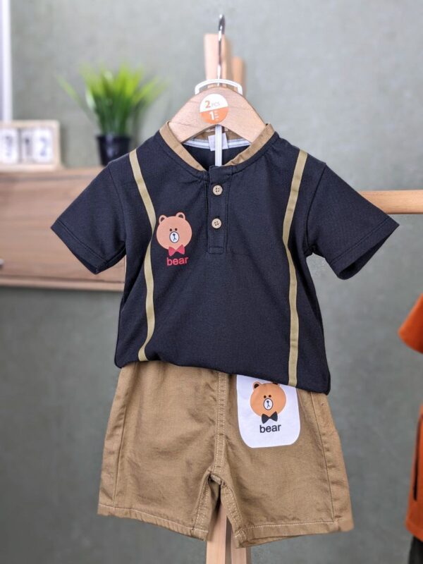 Polo shirt and pants set